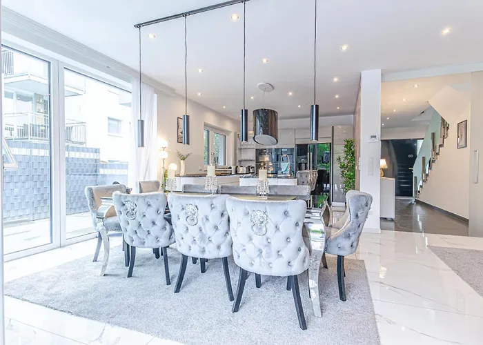 Βίλα Luxury 6br With Private Pool & Sauna - Pets Allowed *