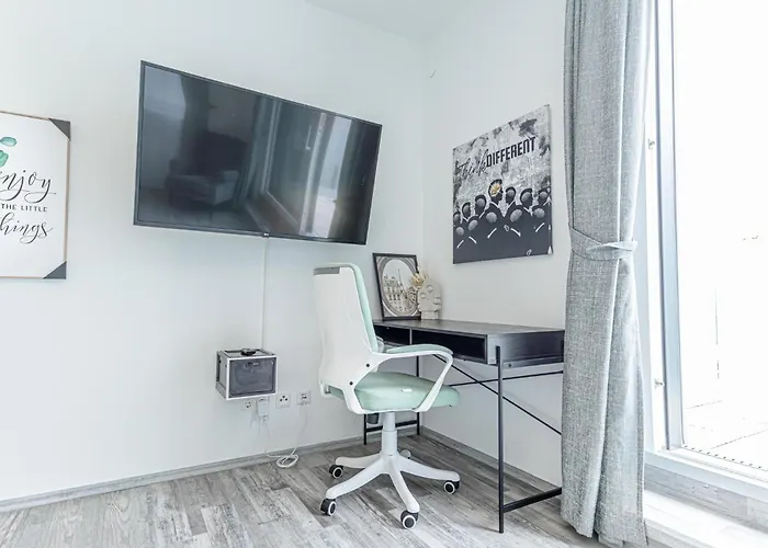 Luxury 6br With Private Pool & Sauna - Pets Allowed Βιέννη