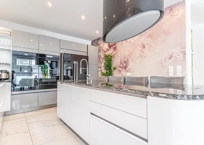 Βίλα Luxury 6br With Private Pool & Sauna - Pets Allowed *