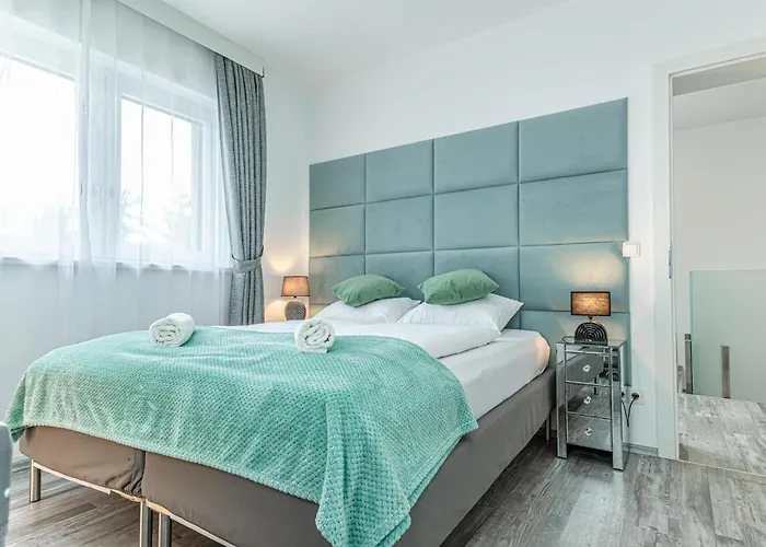 Luxury 6br With Private Pool & Sauna - Pets Allowed Βίλα