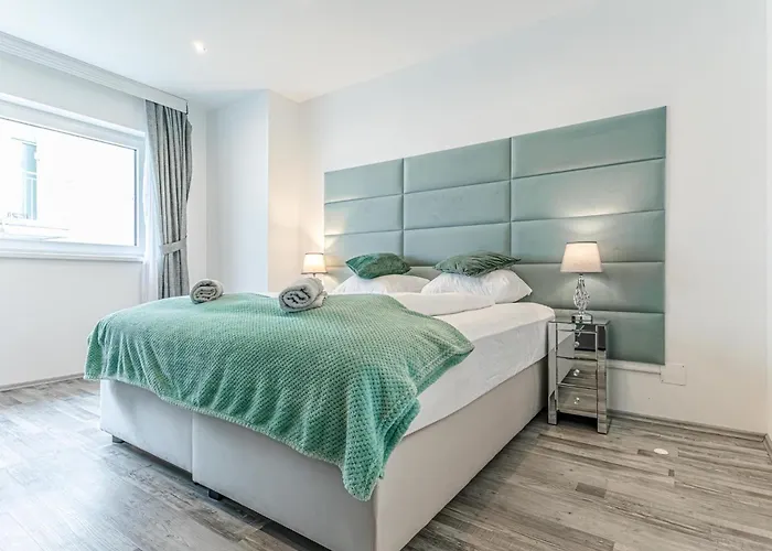 Βίλα Luxury 6br With Private Pool & Sauna - Pets Allowed *